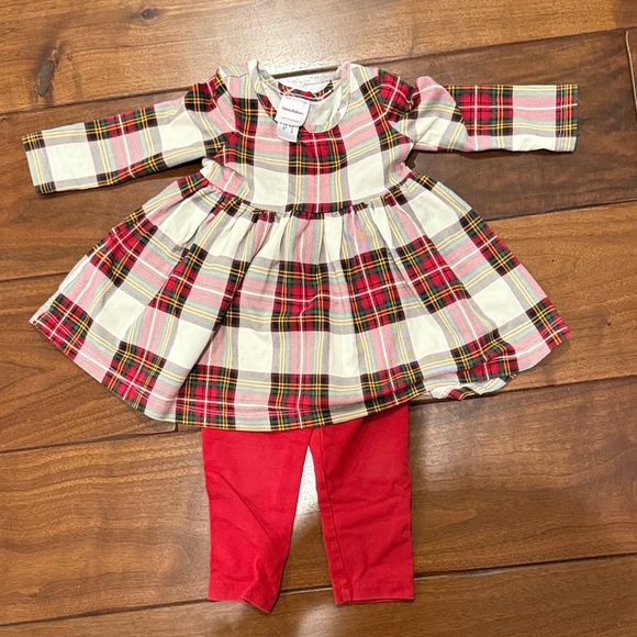 Hanna Andersson Multicolor Plaid Dress with Red Leggings - Picture 1 of 1